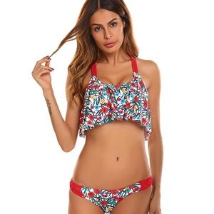 NWT Sz M New floral Bikini 👙